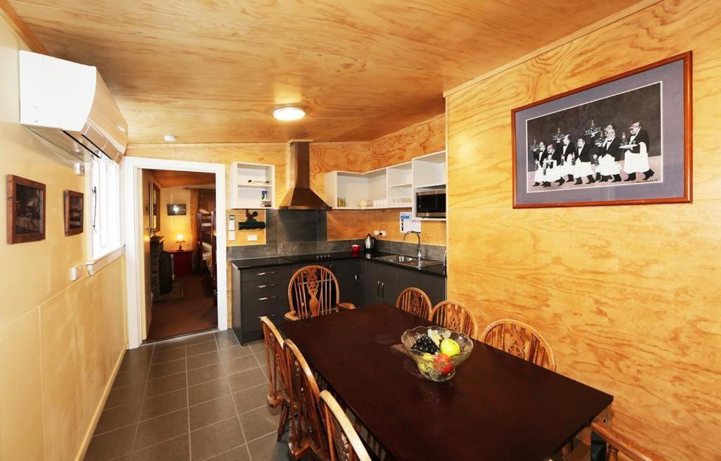 Tekapo1929 Lakefront Villa レイク・テカポ エクステリア 写真